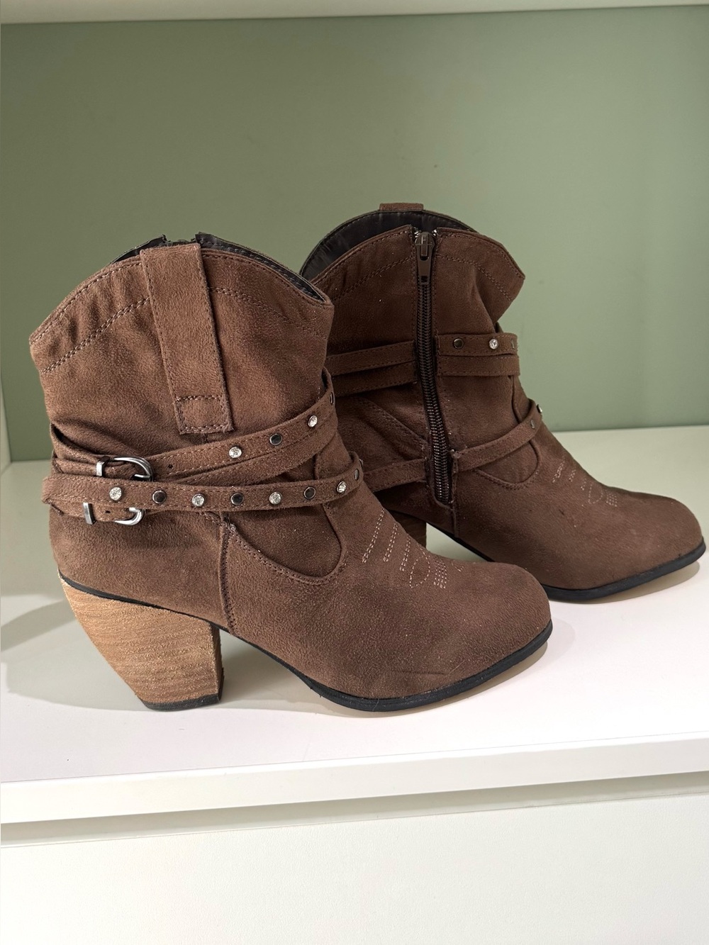 Dolce Brown Women's Ankle Boots